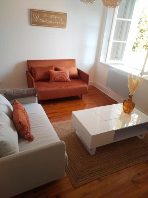 "Le Boheme", Logement Cosy, Au Calme Vertrieu Buitenkant foto