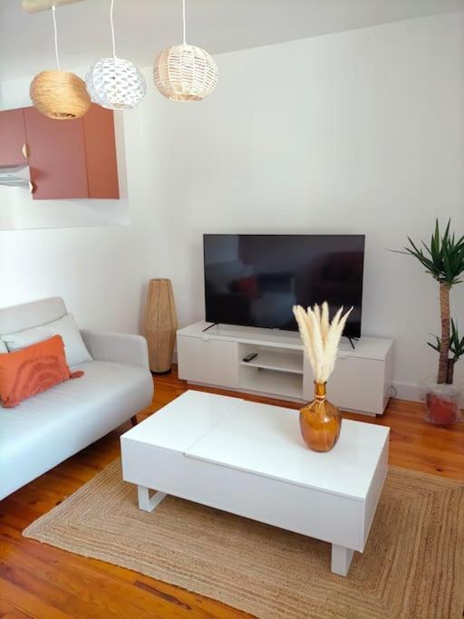 "Le Boheme", Logement Cosy, Au Calme Vertrieu Buitenkant foto